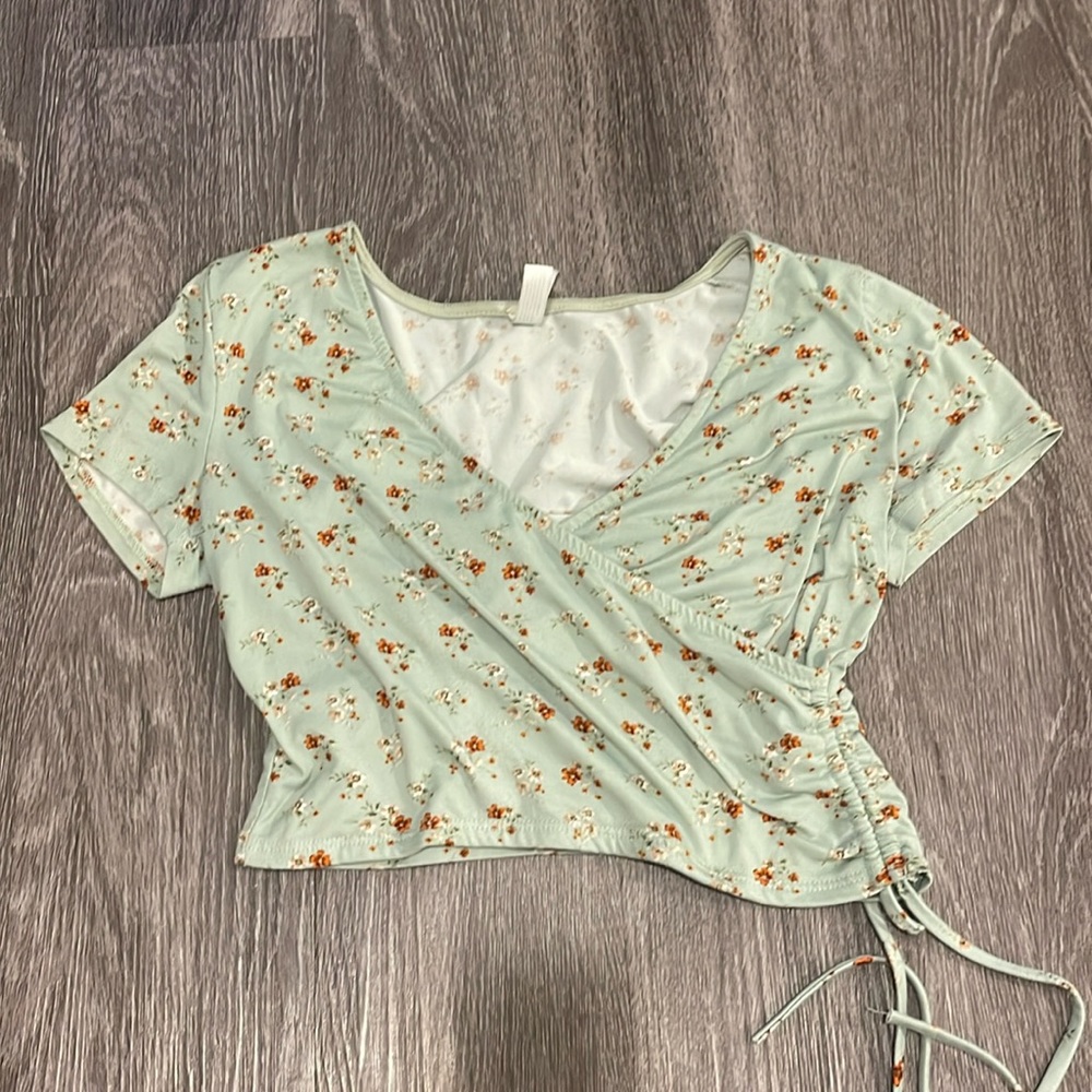 Crop top